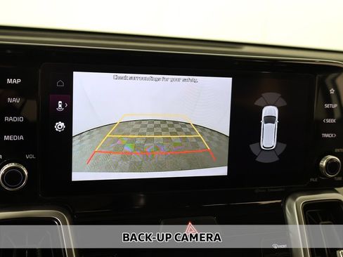 Used 2022 Kia Sorento EX w/ Panoramic Sunroof Package AWD/4WD image 7