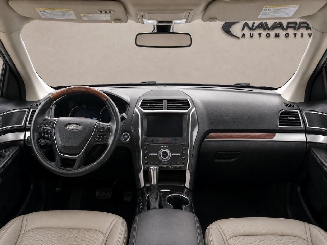 Used 2019 Ford Explorer Platinum AWD/4WD image 11