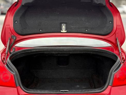 Used 2012 INFINITI G37 Journey w/ Premium Pkg image 28