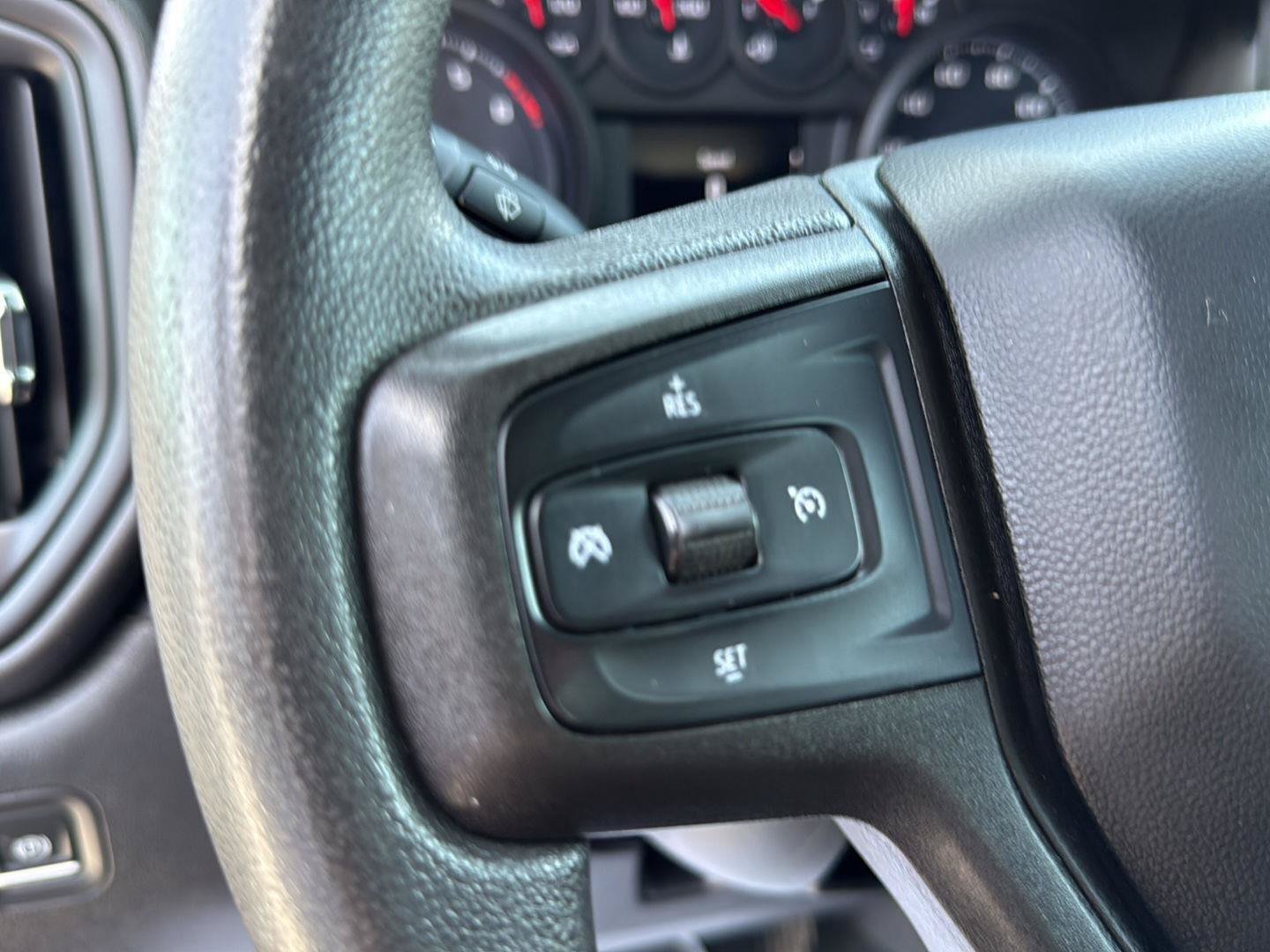 Used 2019 Chevrolet Silverado 1500 Custom Trail Boss w/ Custom Convenience Package AWD/4WD image 13