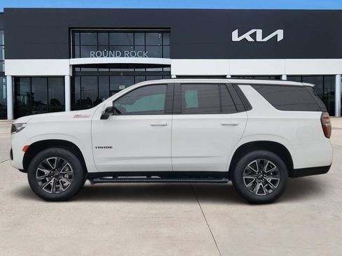 Used 2022 Chevrolet Tahoe Z71 w/ Luxury Package AWD/4WD image 4