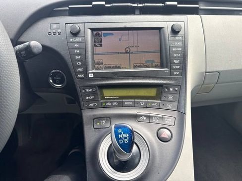 Used 2011 Toyota Prius Four w/ Navigation Pkg FWD image 8