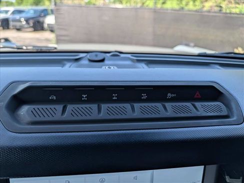 Used 2021 Ford Bronco First Edition AWD/4WD image 39