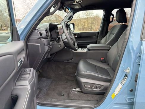 Used 2024 Toyota Land Cruiser image 13