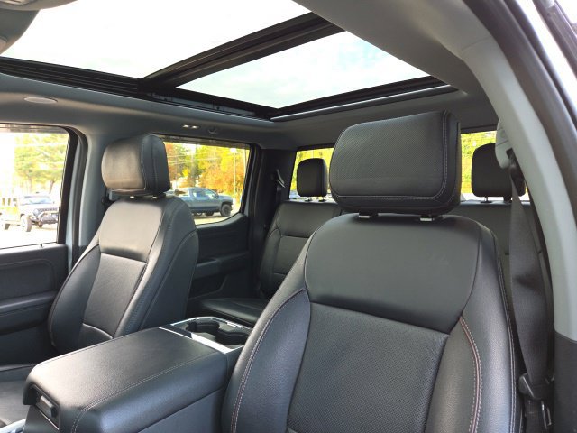 Used 2023 Ford F250 Lariat w/ Lariat Ultimate Package AWD/4WD image 29