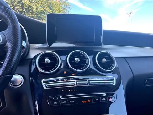 Used 2016 Mercedes-Benz C 300 4MATIC Sedan image 35