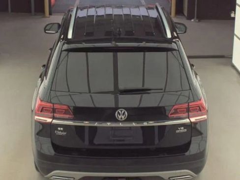 Used 2019 Volkswagen Atlas SE w/ Towing Package AWD/4WD image 3
