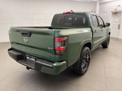 Used 2022 Nissan Frontier SV w/ SV Premium Package RWD image 10