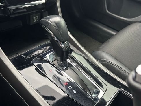 Used 2017 Honda Accord Sport image 26