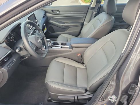 Certified 2025 Nissan Altima 2.5 S image 14