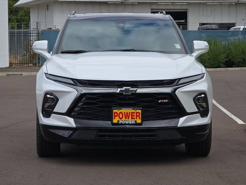 Used 2024 Chevrolet Blazer RS w/ Driver Confidence II Package AWD/4WD image 9
