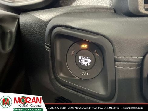 Used 2024 Jeep Wrangler Unlimited Rubicon w/ XTREMEE 35" Tire Package image 23