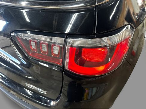 Used 2018 Jeep Compass Latitude w/ Popular Equipment Group image 22