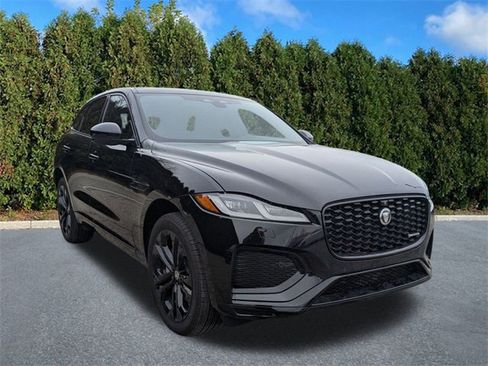 Used 2024 Land Rover Defender 130 X-Dynamic SE image 25