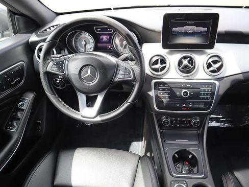 Used 2016 Mercedes-Benz CLA 250 image 30