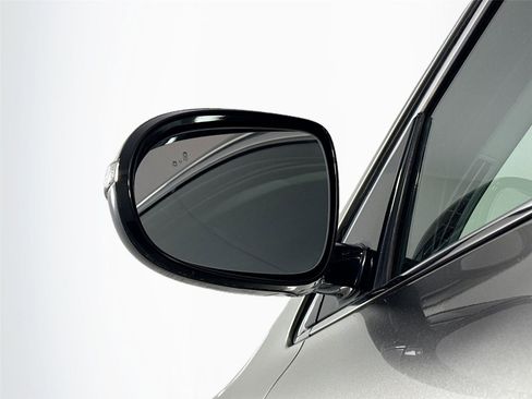 Used 2018 Kia Sorento LX w/ LX V6 Convenience Package image 5