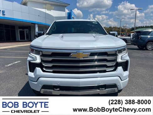 New 2026 Chevrolet Silverado 1500 High Country w/ Technology Package image 3