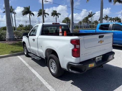 Used 2024 Chevrolet Silverado 1500 W/T image 3