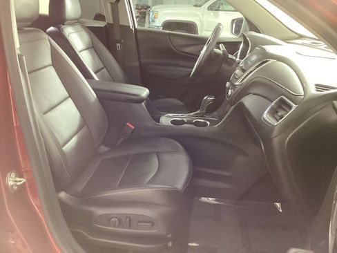Used 2019 Chevrolet Equinox Premier AWD/4WD image 18
