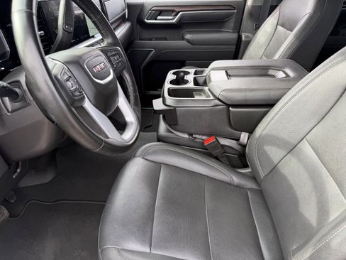 Certified 2025 GMC Sierra 1500 SLT image 10