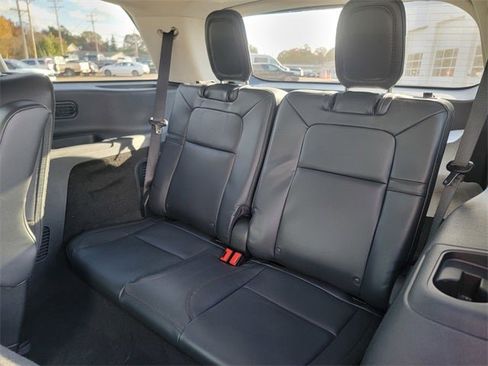 New 2026 Lincoln Aviator AWD image 21
