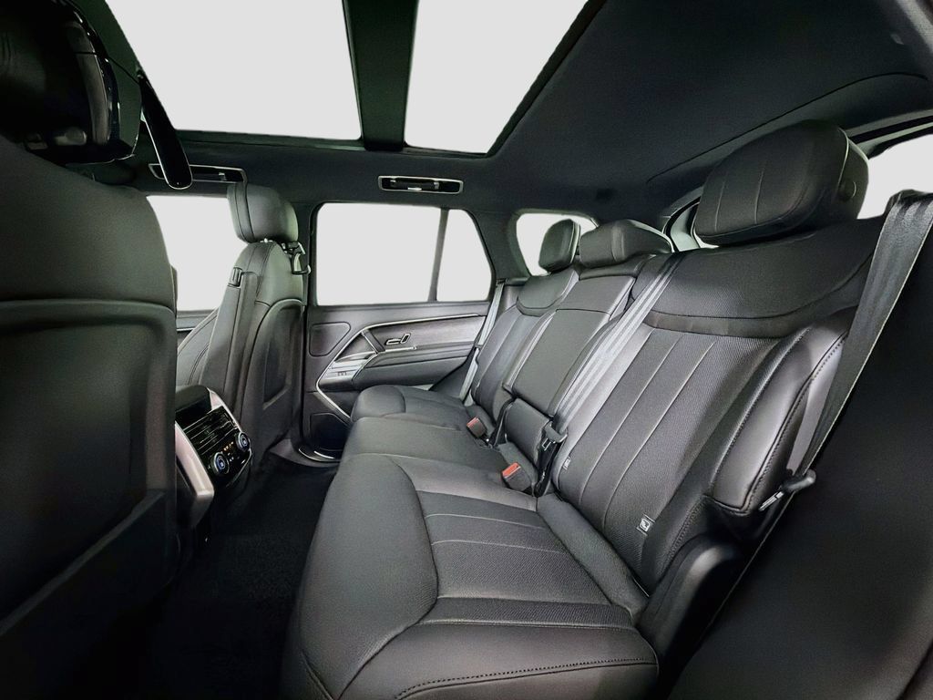 New 2026 Land Rover Range Rover SE AWD/4WD image 26