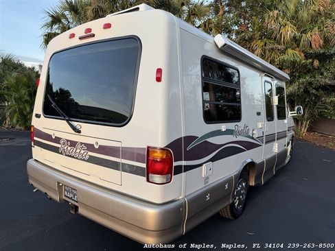 Used 1999 Volkswagen Eurovan FWD image 16