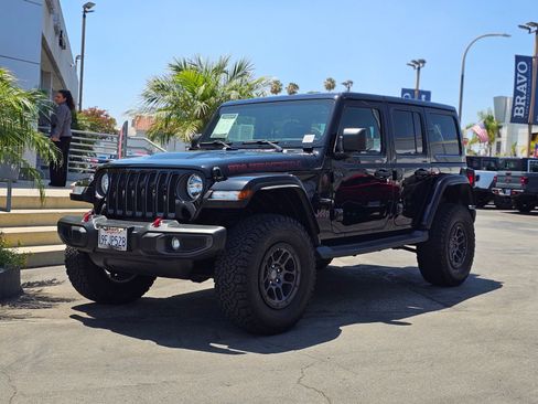 Used 2023 Jeep Wrangler Unlimited Rubicon w/ Xtreme 35 Tire Package AWD/4WD image 3