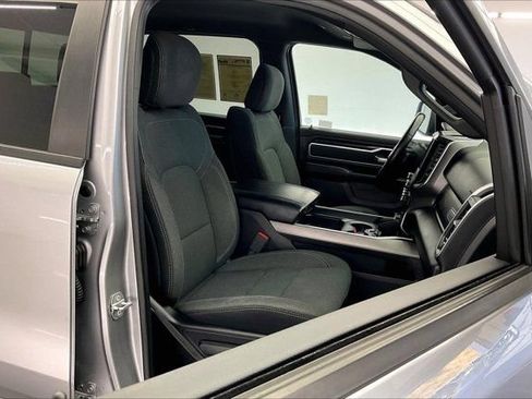 Used 2020 RAM 1500 Big Horn AWD/4WD image 6