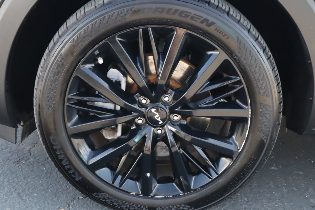 Used 2022 Kia Telluride SX FWD image 14