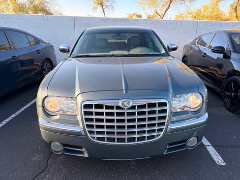 Used 2006 Chrysler 300 C RWD image 3