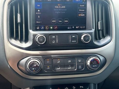 Used 2022 Chevrolet Colorado Z71 AWD/4WD image 15