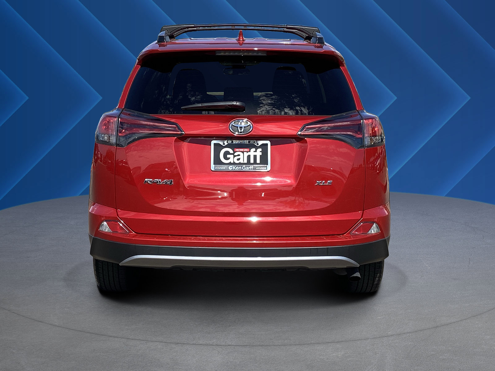Used 2017 Toyota RAV4 XLE w/ Carpet Mat Package FWD image 4