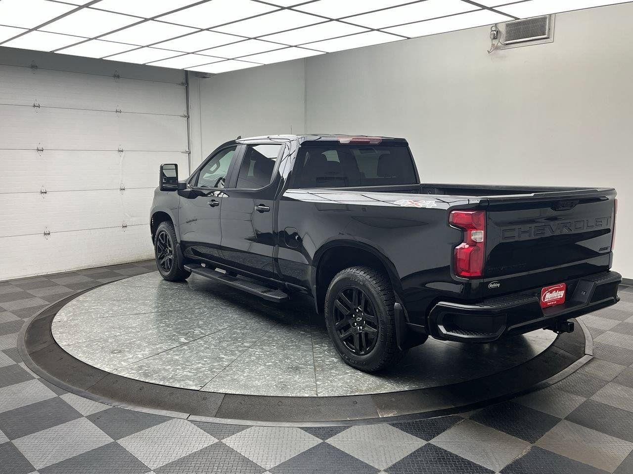 Certified 2024 Chevrolet Silverado 1500 RST w/ Max Trailering Package AWD/4WD image 2