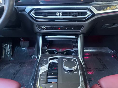 Used 2023 BMW 330i xDrive Sedan w/ Convenience Package image 16