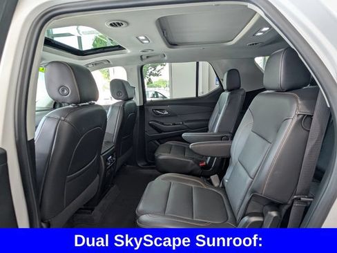 Used 2021 Chevrolet Traverse Premier AWD/4WD image 8