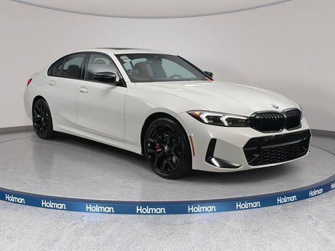 Used 2026 BMW 330i xDrive Sedan w/ M Sport Package AWD/4WD image 3