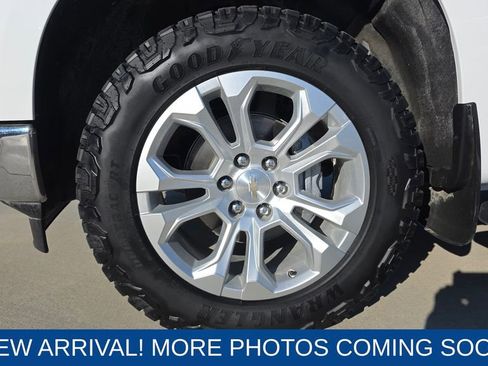 Used 2024 Chevrolet Silverado 1500 LTZ image 10
