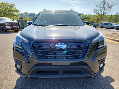 Used 2024 Subaru Forester Limited AWD/4WD image 8