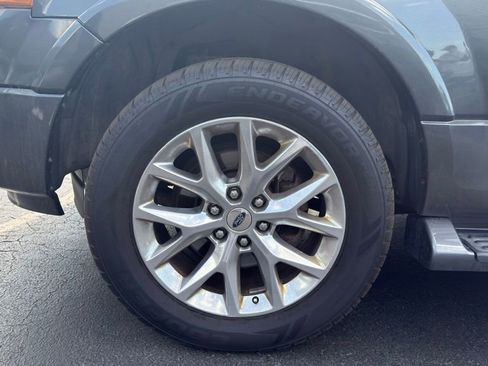Used 2016 Ford Expedition Limited AWD/4WD image 8