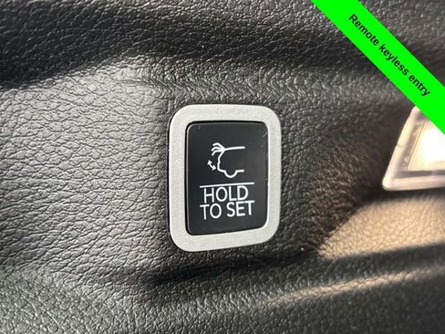 Used 2024 Jeep Grand Cherokee L Altitude image 37