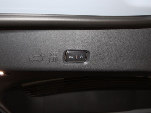 New 2026 Ford Expedition Platinum image 38