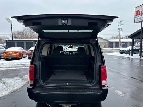 Used 2011 Dodge Nitro Heat w/ Popular Equipment Group image 7