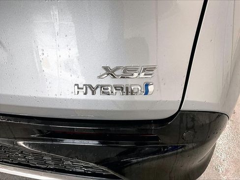 Used 2021 Toyota Sienna XSE w/ XSE Plus Package AWD/4WD image 28