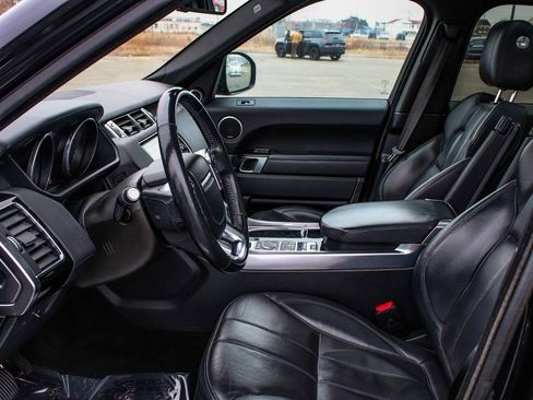 Used 2016 Land Rover Range Rover Sport HSE image 35