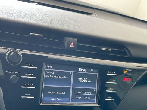 Used 2019 Toyota Camry LE FWD image 16
