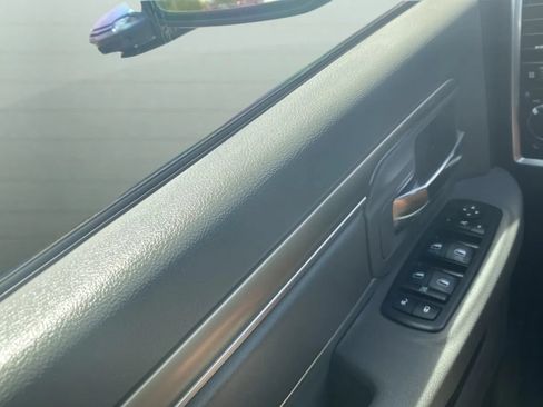 Used 2016 RAM 1500 Big Horn RWD image 15