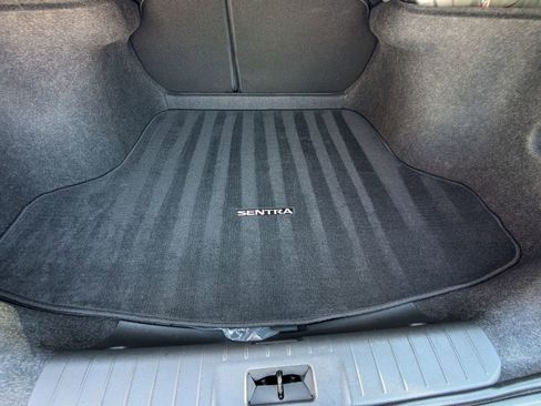 Used 2024 Nissan Sentra S image 19