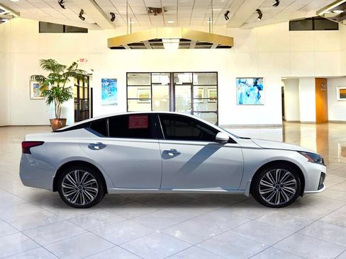 Certified 2023 Nissan Altima 2.5 SL AWD/4WD image 4
