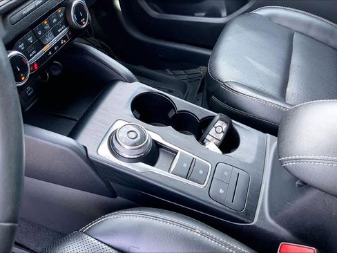 Certified 2022 Ford Escape SEL image 16